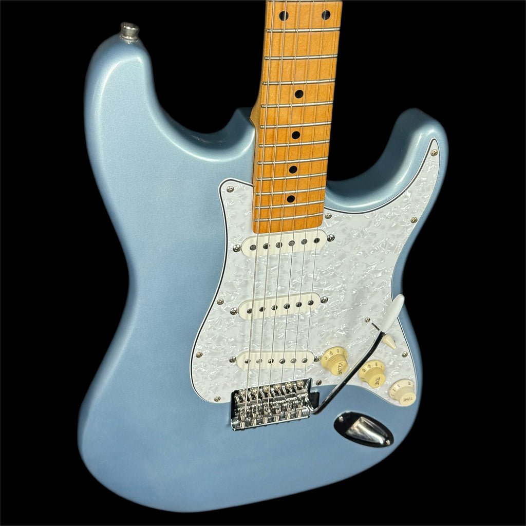 Ice on sale blue strat