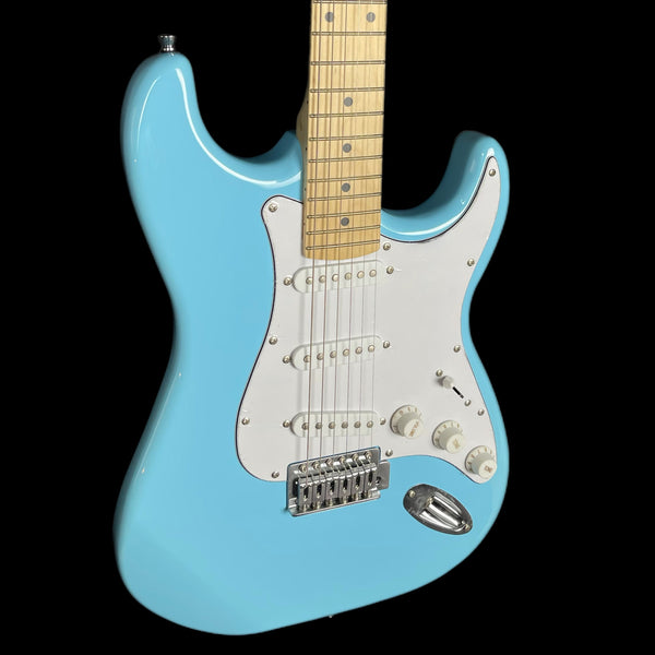 Chord CAL63 Strat Body Electric Guitar in Surf Blue w/ Maple Neck