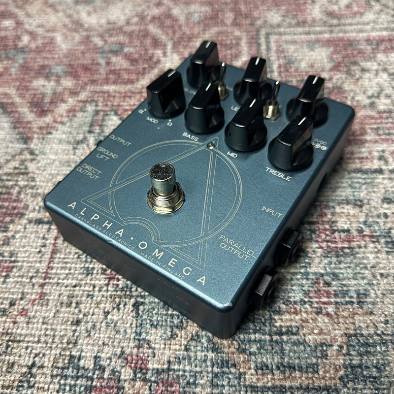 Darkglass Alpha Omega Preamp Pedal