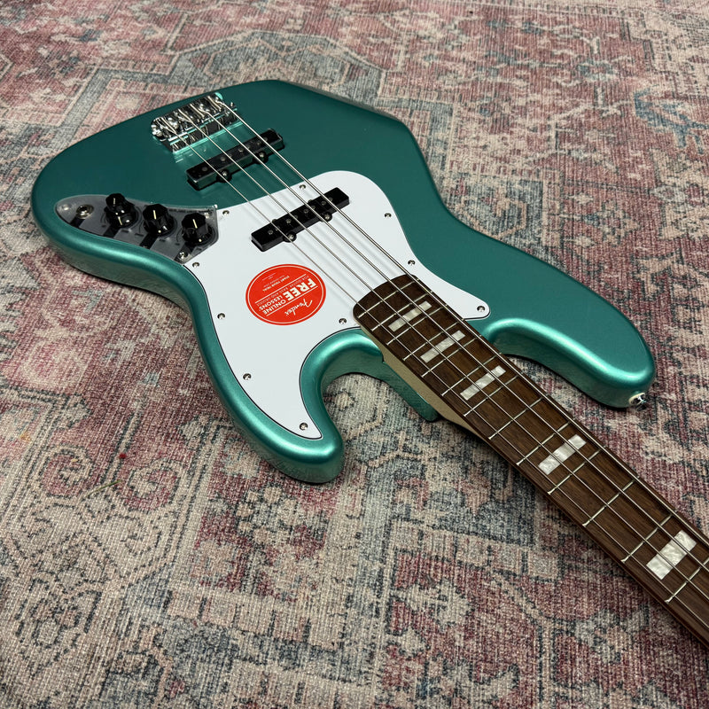 Squier Affinity Active Jazz Bass in Mystic Sea Foam Green