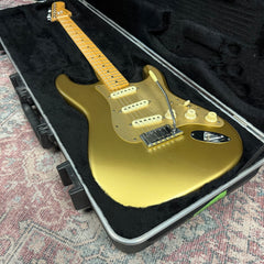 Fender FSR American Deluxe Stratocaster in Aztec Gold w/ Hard Case