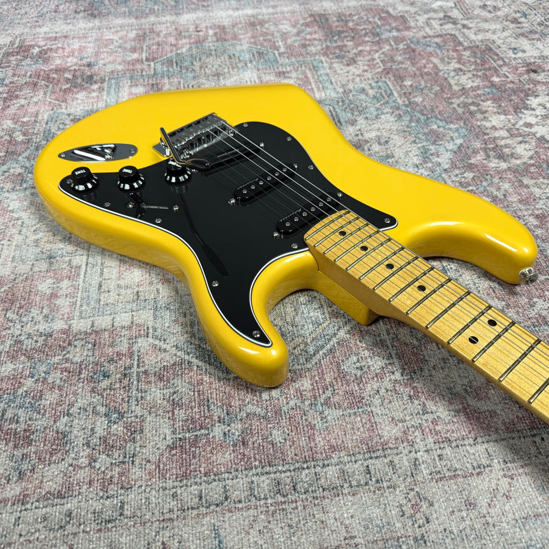 Fender Player II Modified Electric Guitar in Sunshine Yellow w/ Seymour Duncan Hot Rails & Gig Bag