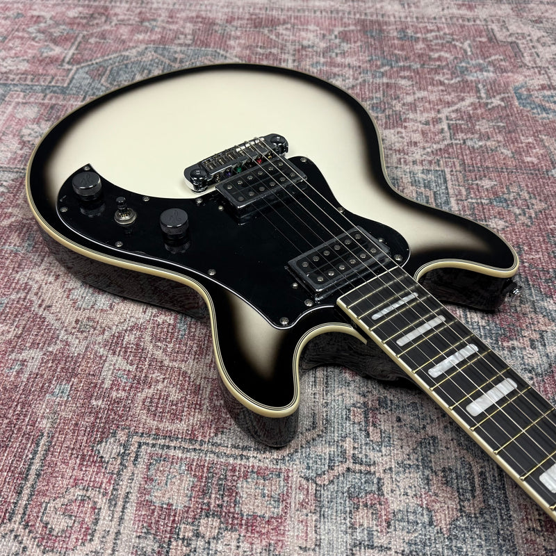 Hagstrom Megin Electric Guitar in Grey Burst