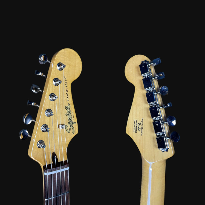 Squier Limited Edition FSR Squier Classic Vibe 60s Strat Electric Guitar in Aztec Gold