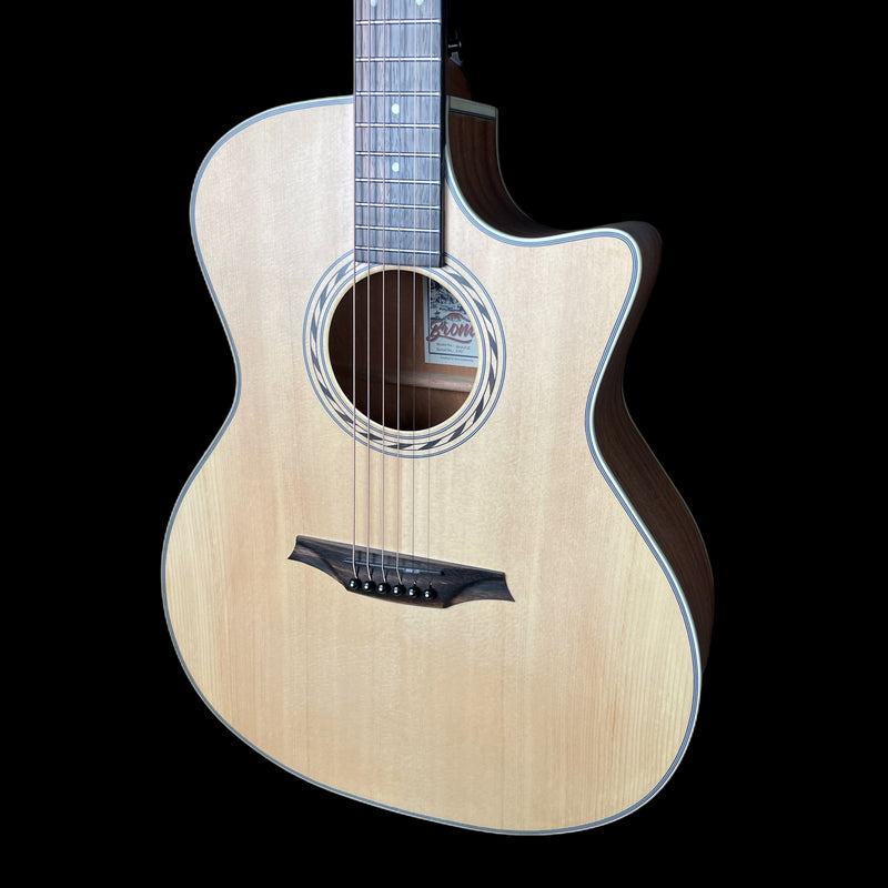 Bromo BAA2CE Appalachian Series Auditorium Electro Acoustic Guitar in Natural Finish