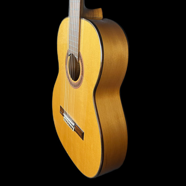 Cordoba F7 Flamenco Acoustic Guitar w/ Deluxe Gigbag