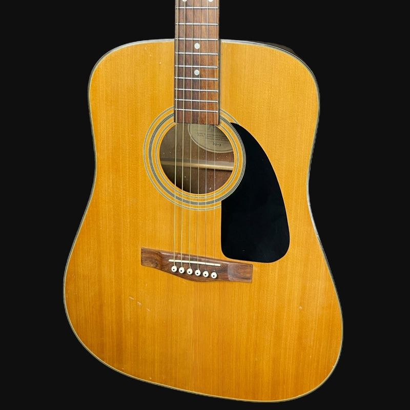 Fender DG-3 Acoustic Guitar In Natural