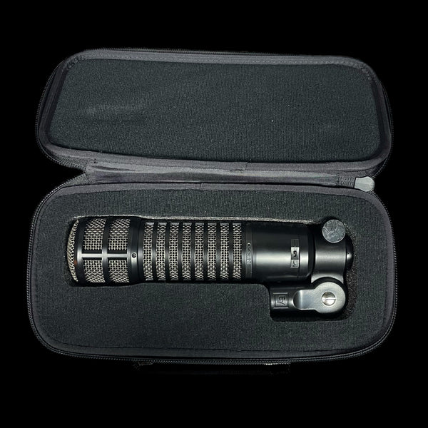 Electrovoice RE320 Dynamic Versatile Mic, Variable-D, Humbucking Coil W/ Case