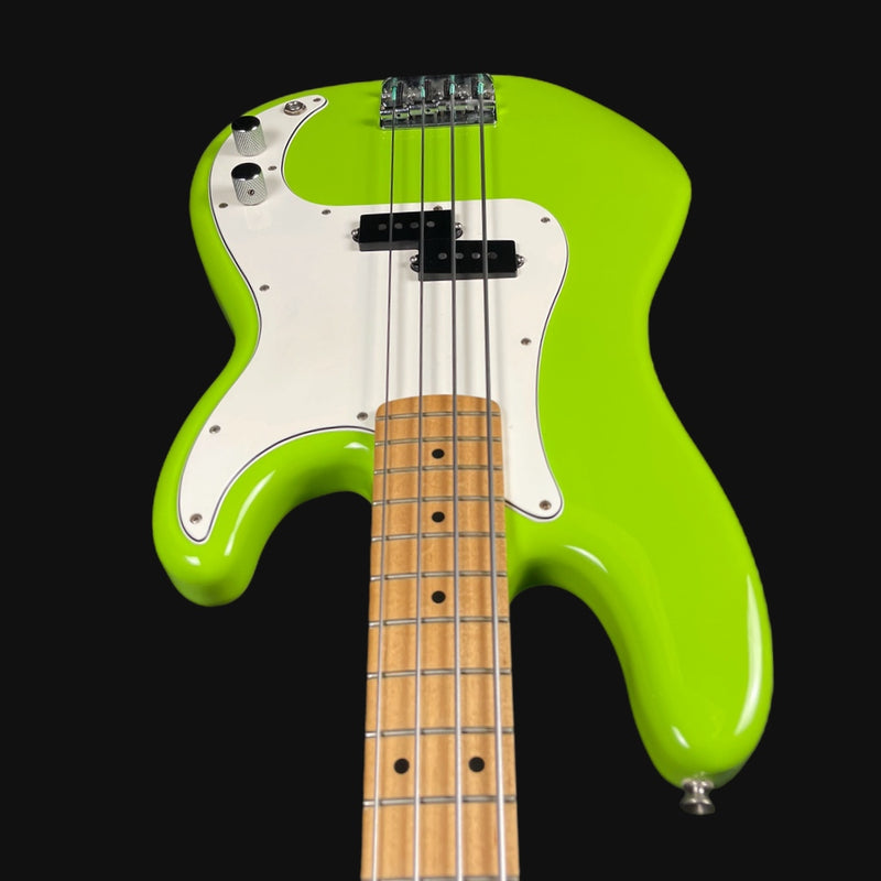Fender Player Precision Bass FSR in Electron Green