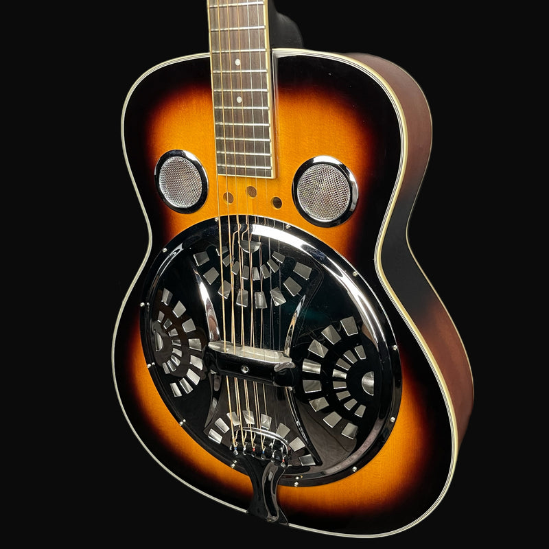 Ozark Resonator 3515 Guitar in Sunburst w/Hard Case