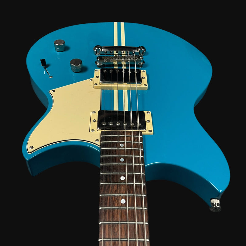Yamaha Revstar Element RSE20 Electric Guitar in Swift Blue