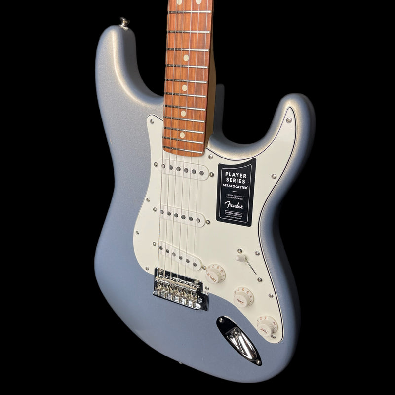 Fender Player Stratocaster SSS In Silver With Pau Ferro Fingerboard