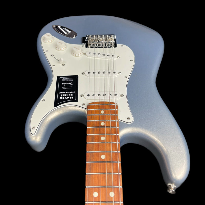 Fender Player Stratocaster SSS In Silver With Pau Ferro Fingerboard