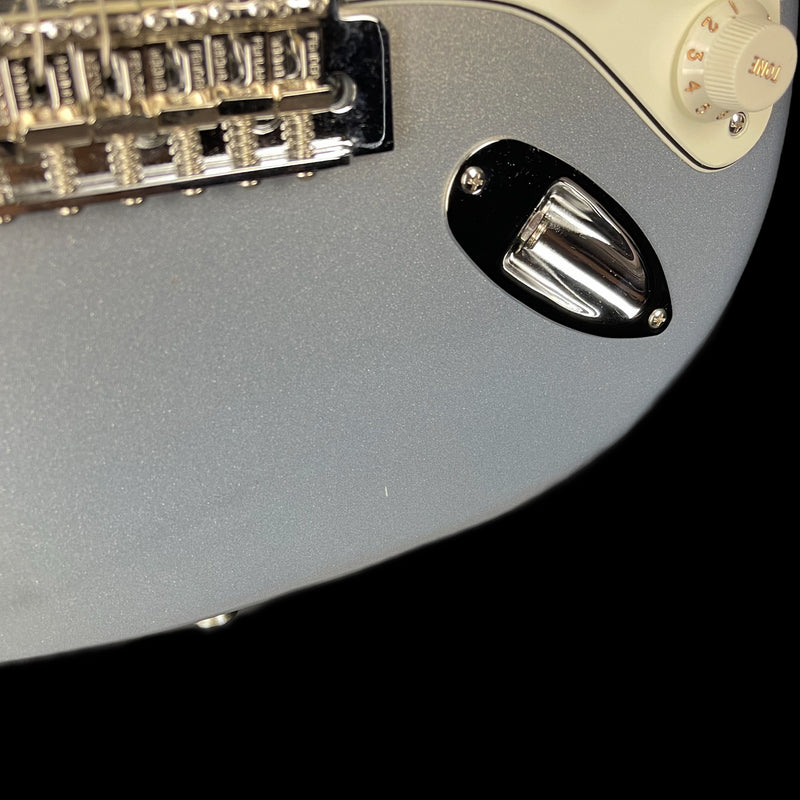 Fender Player Stratocaster SSS In Silver With Pau Ferro Fingerboard