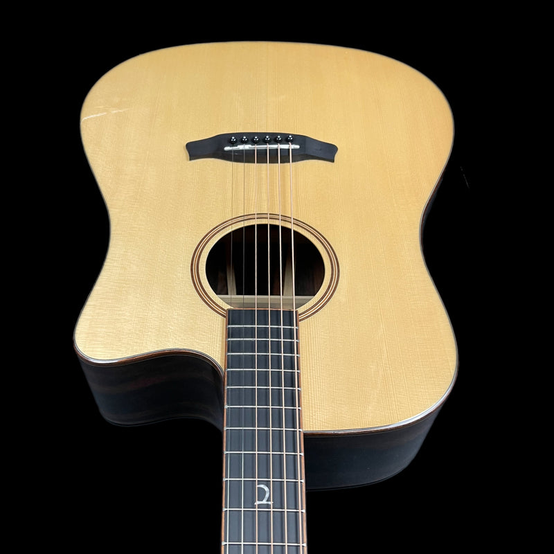 Tanglewood Java TJ5CE Electro-Acoustic Guitar