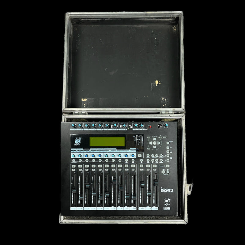 Allen & Heath ICON DP1000 2x300W/8INPUT Powered Digital Mixer w/ Flightcase