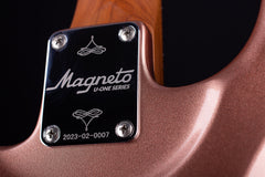 Magneto U-ONE Series | Sonnet Deluxe US-4300 in Apple Gold w/Gig Bag