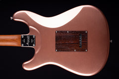 Magneto U-ONE Series | Sonnet Deluxe US-4300 in Apple Gold w/Gig Bag
