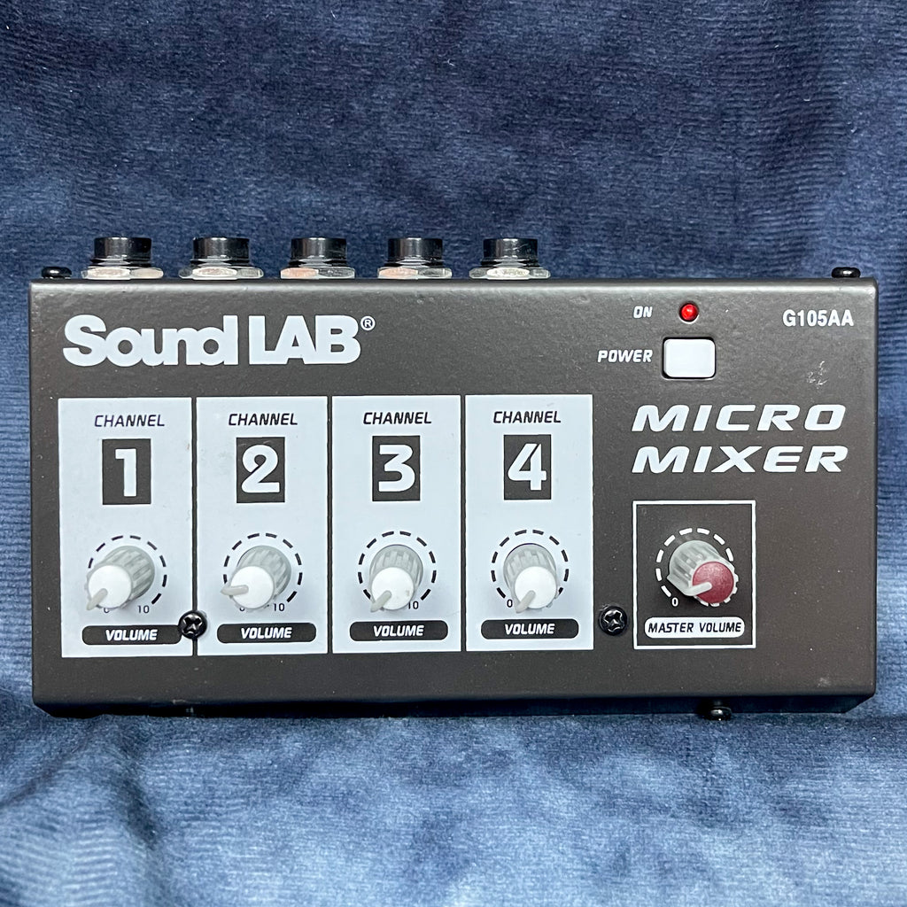 Soundlab 4 Channel Mono Microphone Mixer with Effects
