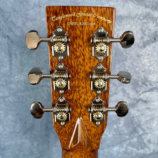 TANGLEWOOD: FOLK ELECTRO ACOUSTIC SUNDANCE HISTORIC GUITAR W/ deluxe case