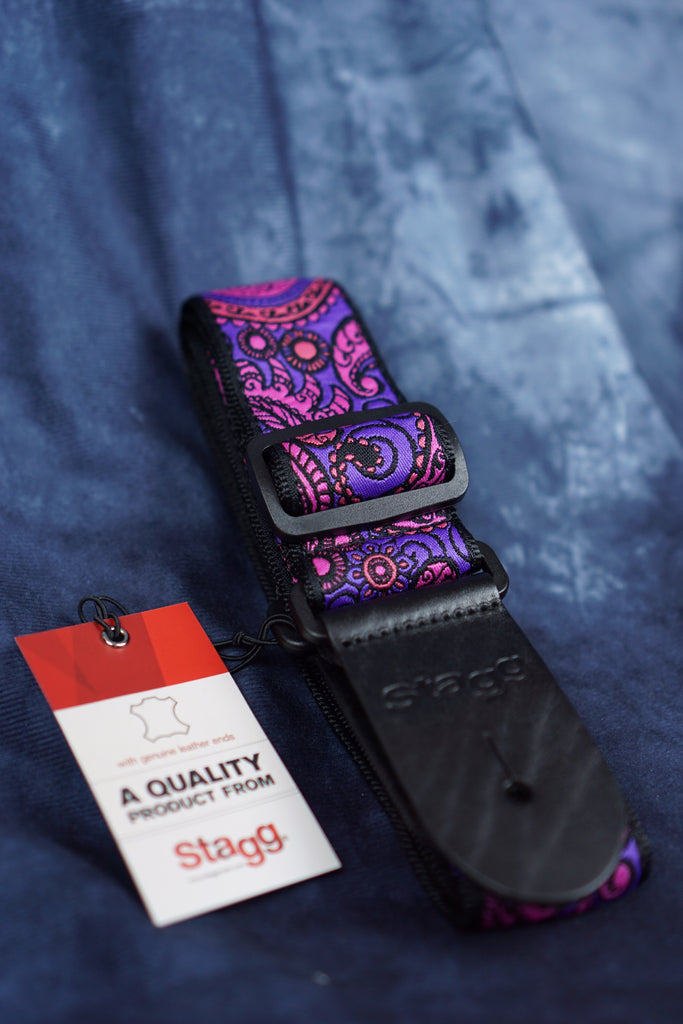 Stagg Woven guitar strap in Purple Paisley Perfection